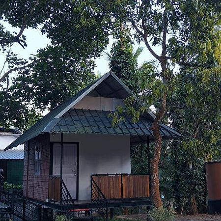 The Wayanad Club Hotel Sultan Bathery Exterior photo
