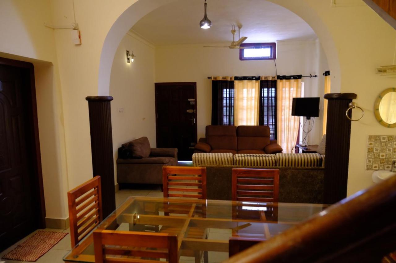 The Wayanad Club Hotel Sultan Bathery Exterior photo