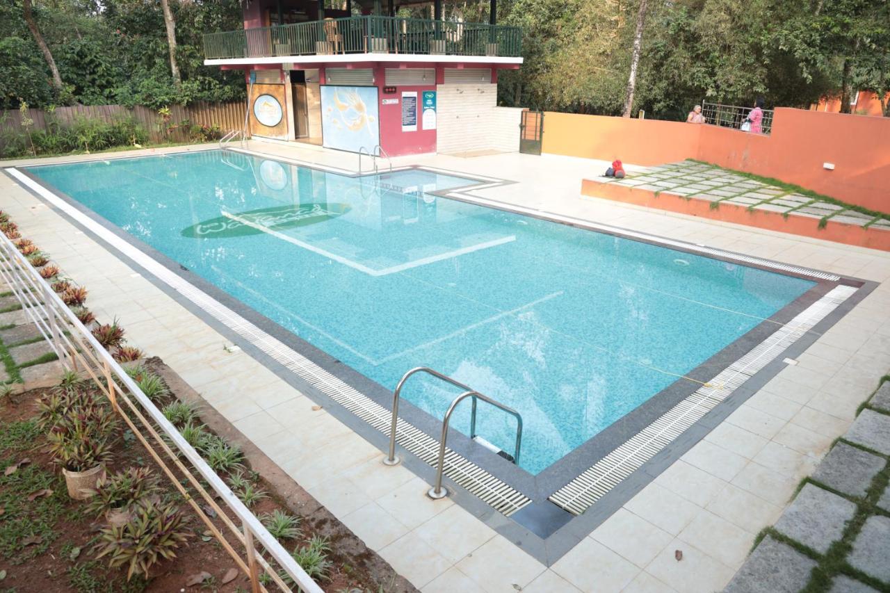 The Wayanad Club Hotel Sultan Bathery Exterior photo